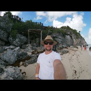 Meet your Posher, Jaime